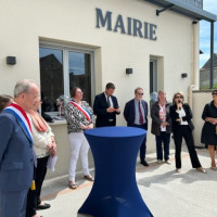 Inauguration de la mairie, salle des fêtes et logement communal à Moitron (21) Inauguration de la mairie, salle des fêtes et logement communal à Moitron (21)