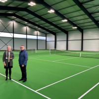Terrain de tennis couvert de Semur en Auxois Terrain de tennis couvert de Semur en Auxois
